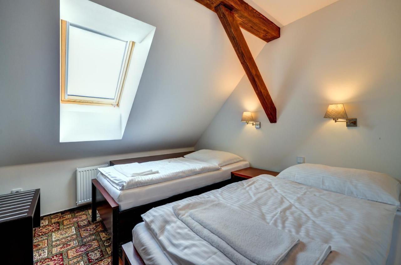 Hotel Zamek Valec Vladislav Esterno foto